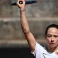 Zeynep Sönmez kimdir, kaç yaşında, aslen nerelidir?