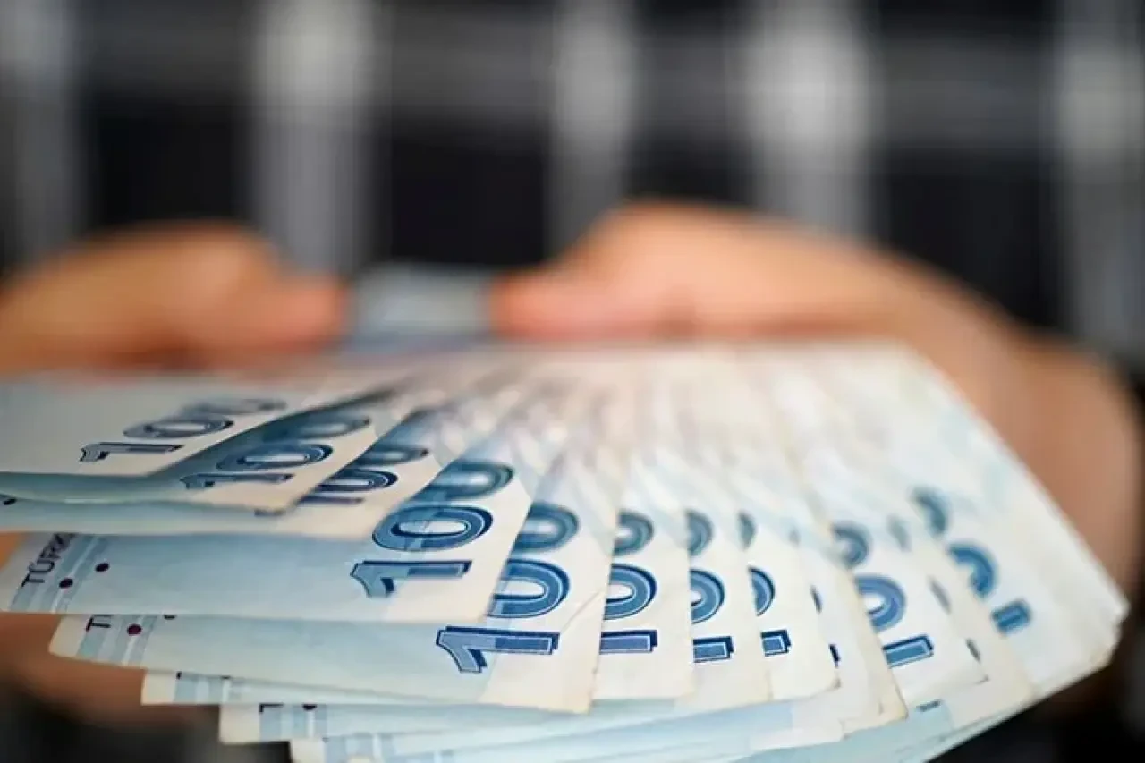 OVP'ye 16.881 TL Taban Maaşı ile Yeni Hesaplama Yapılacak! Güncellenen 17.000 - 20.000 - 24.000 TL Maaş Tablosu İşte Burada! 1