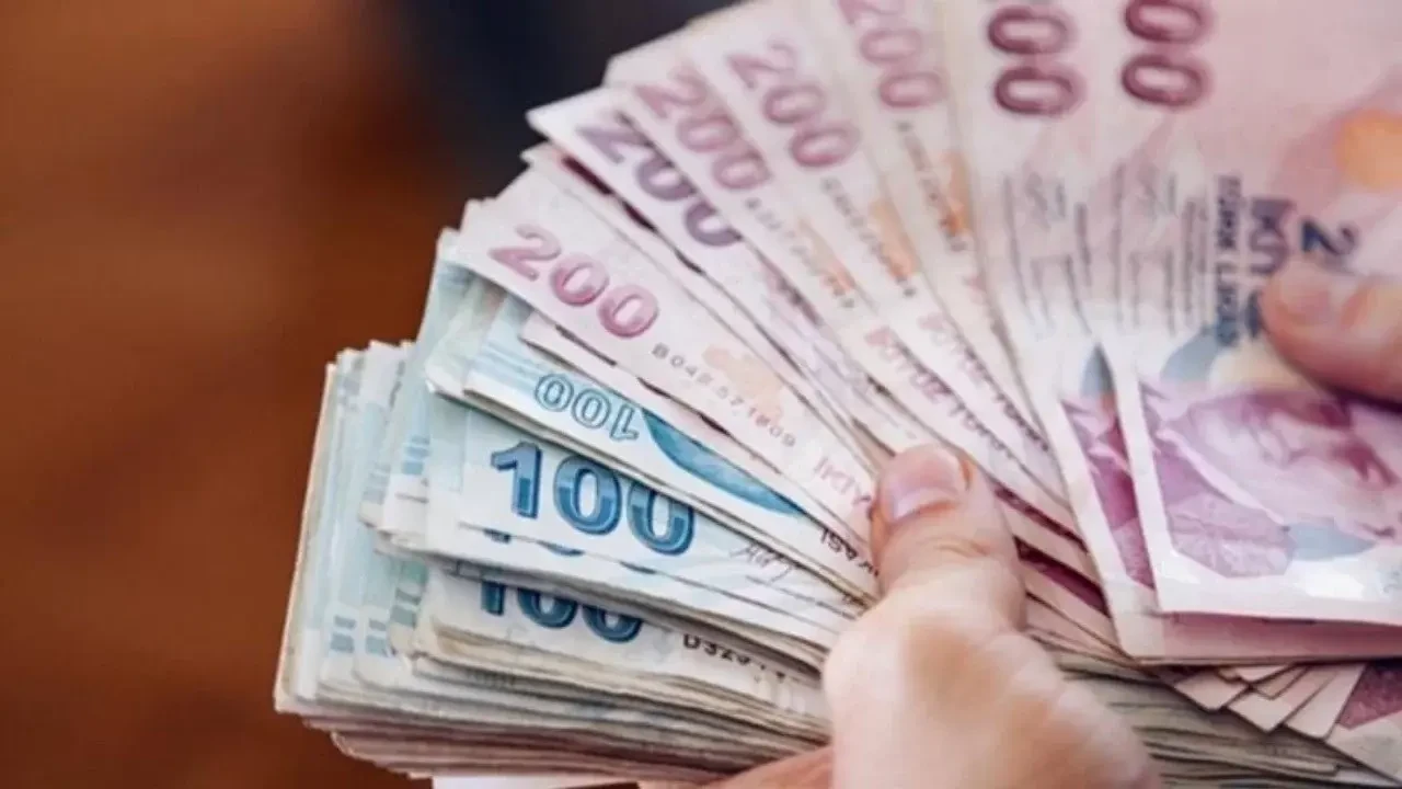 Emekli promosyon ödemeleri 30 bin TL’yi buldu: İşte Ekim ayında bankalardaki güncel fiyatlar 5