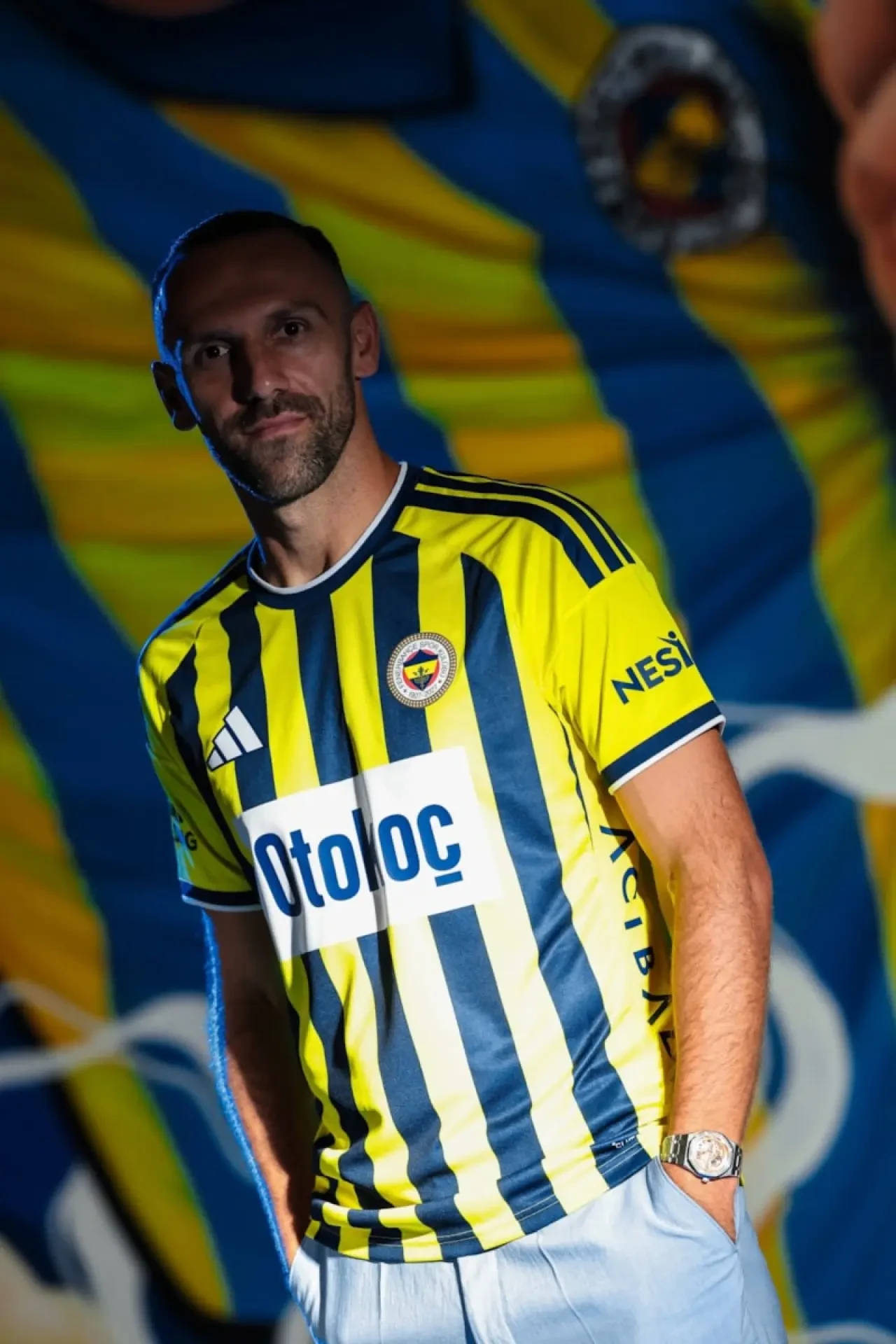 Vedat Muriç Resmen Fenerbahçe'de! 3 Yıllık Sözleşme İmzalandı 5