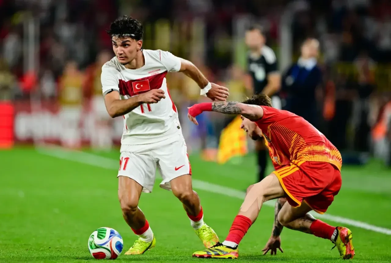 Galatasaray, 10 numara pozisyonu için hedefini netleştirdi: İki önemli isim gündemde 7