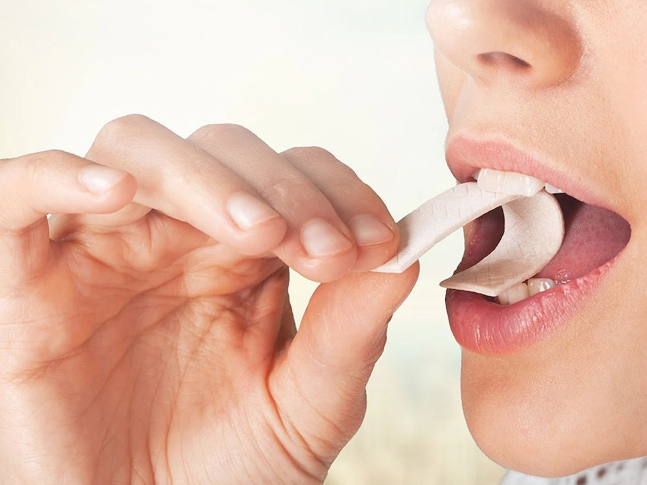 Sakız Çiğnemek Mikroplastik Tüketimini Arttırıyor ve Kanser Riskini Yükseltiyor!