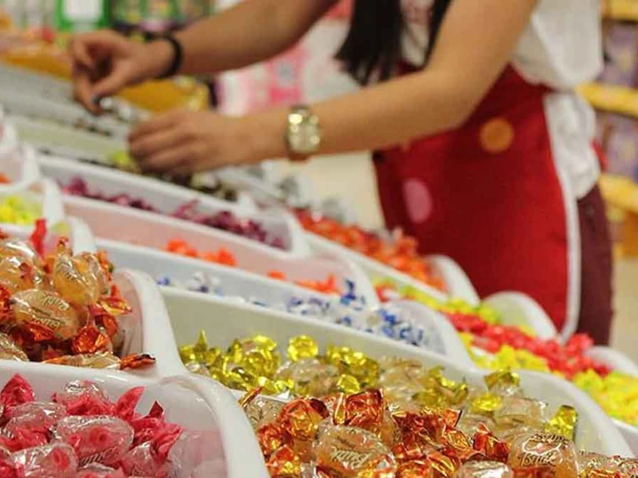 Yeni araştırmalar, ekşi şekeri tüketmenin şaşırtıcı faydalarını ortaya koydu!