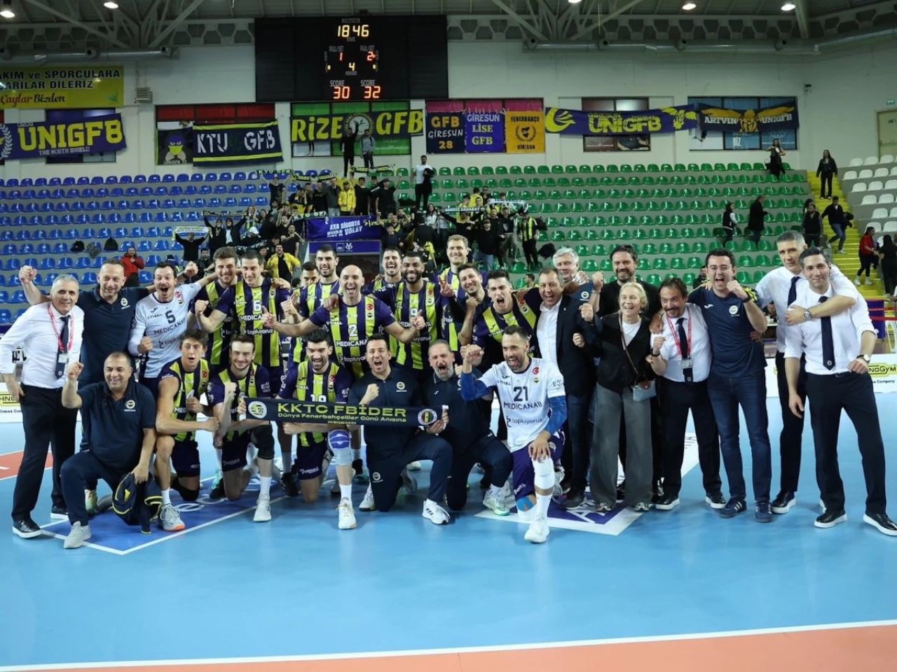 Fenerbahçe voleybolda şampiyon oldu