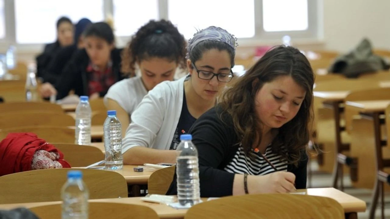 Bayram süresince üniversiteler kaç gün kapalı olacak? Vakıf üniversitelerinde 9 gün tatil uygulanacak mı?