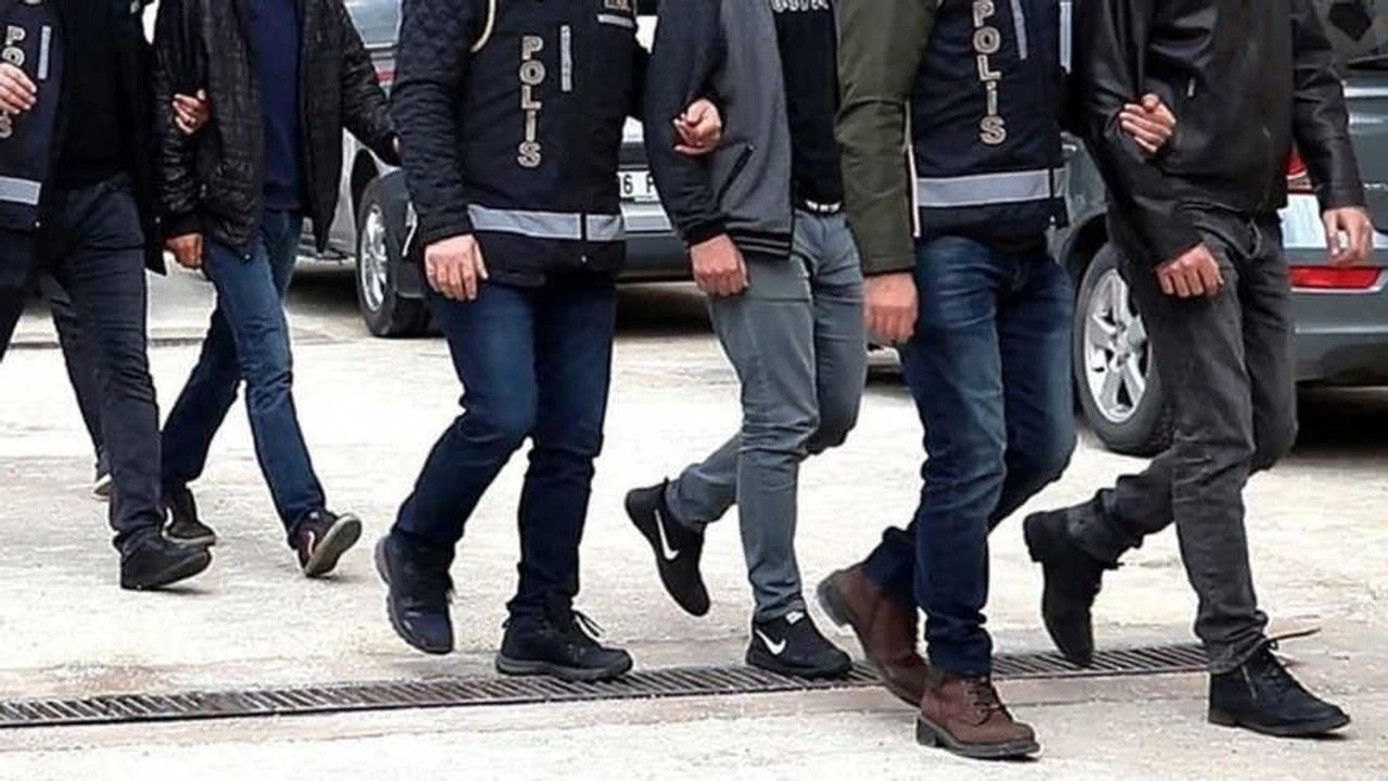 İstanbul Valisi Ali Yerlikaya, Uyuşturucu Operasyonlarında Bin 44 Kişinin Yakalandığını Açıkladı