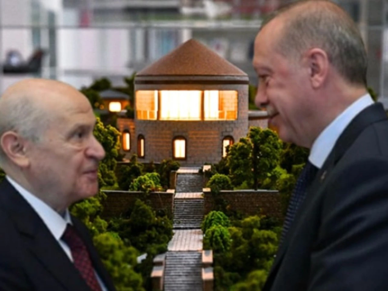 Bahçeli, Erdoğan'ın sarayına komşu oldu