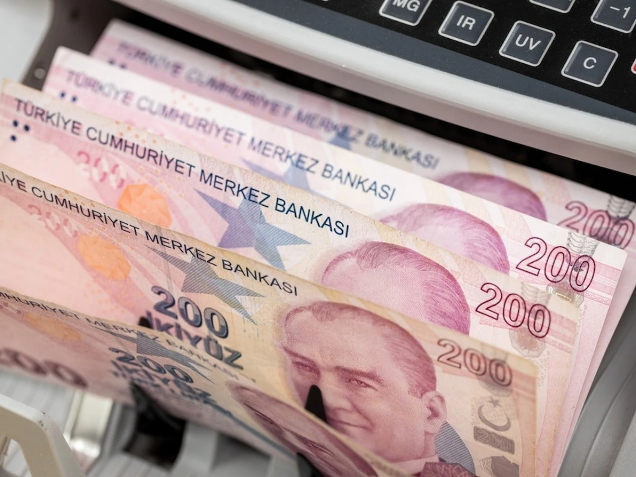 Emeklilikte çifte maaş dönemi sona erdi: Maaşlar kesilecek