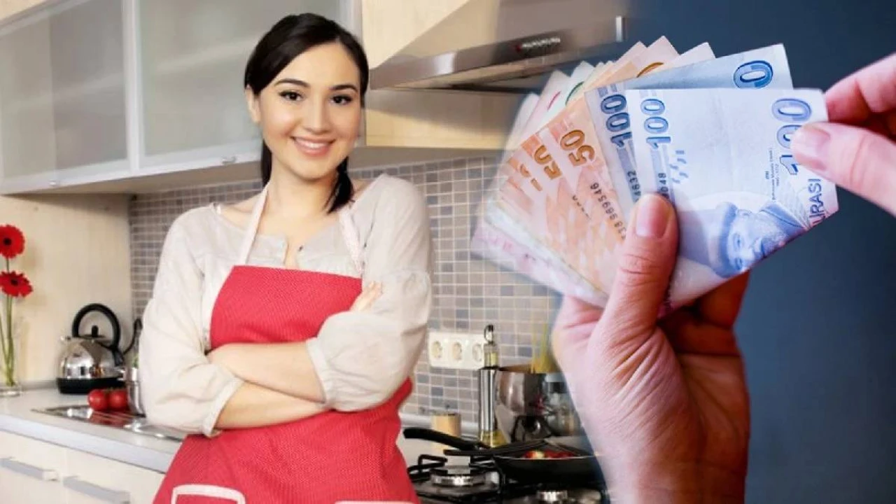 "Ev kadınlarının emeklilik sorunu çözülüyor: Özgür Erdursun prim hesaplamalarını paylaştı!"