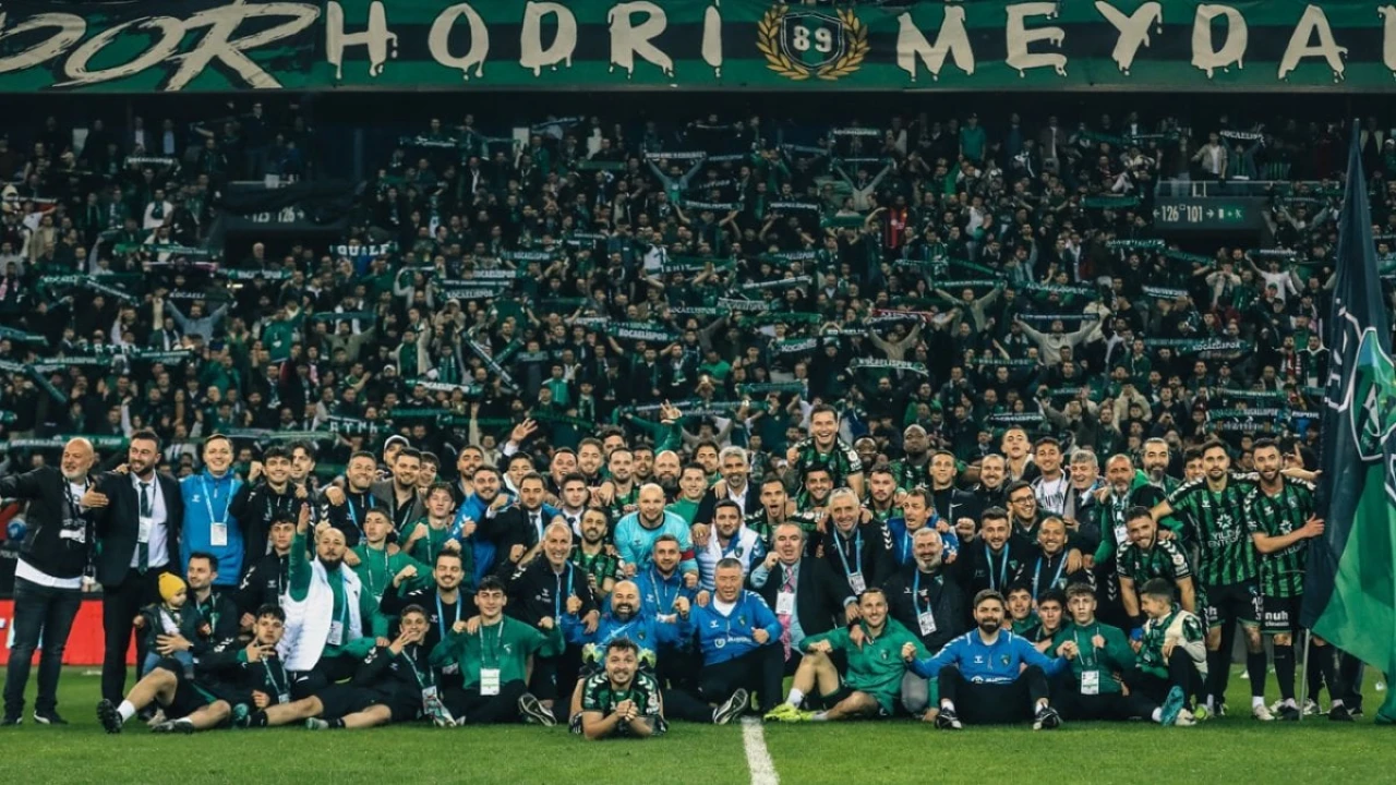 Kocaelispor 16 yıl sonra Süper Lig'de