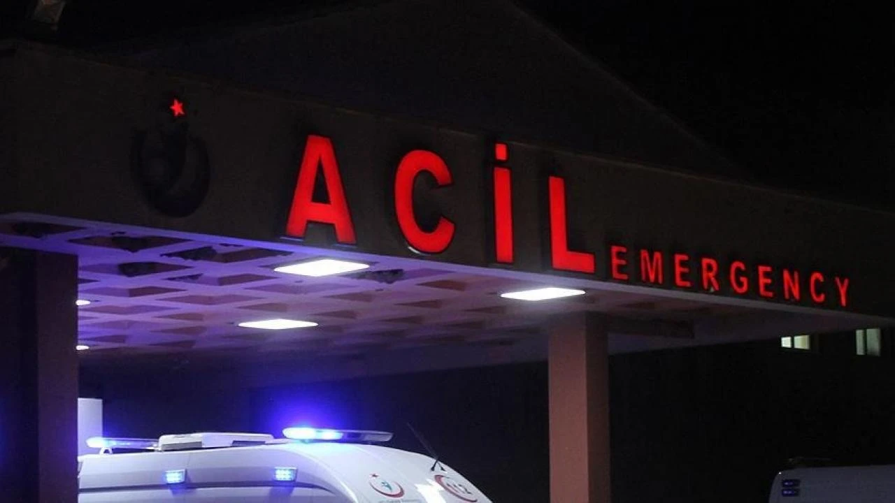 Korkunç olay: Bakımını yaparken asansörün altında kaldı!