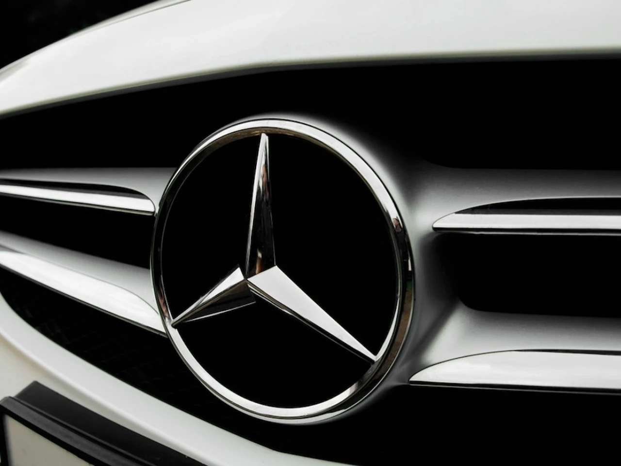 Mercedes-Benz iki modelinin üretimini durdurma kararı aldı