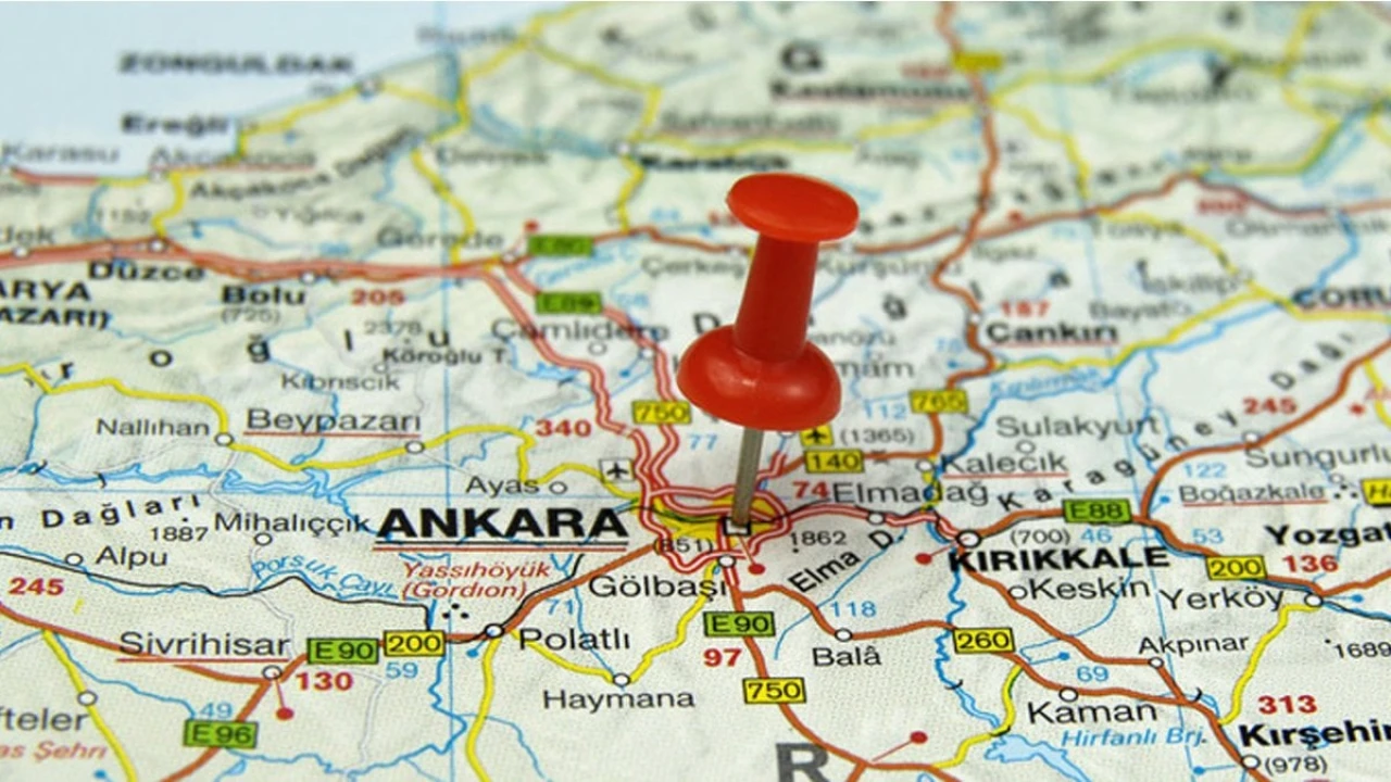 Meteorolojiden Ankaralılara kırmızı alarm: Gök gürültülü sağanak yağış devam edecek! İşte 25 Nisan 2025 Ankara hava durumu