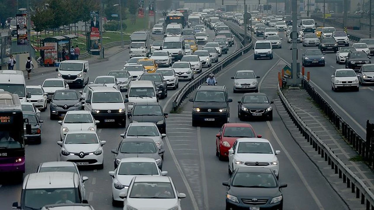 Sürücüler, araçları yavaşlatmak için motor frenini kullanabilir mi? Araştırma başlıyor!