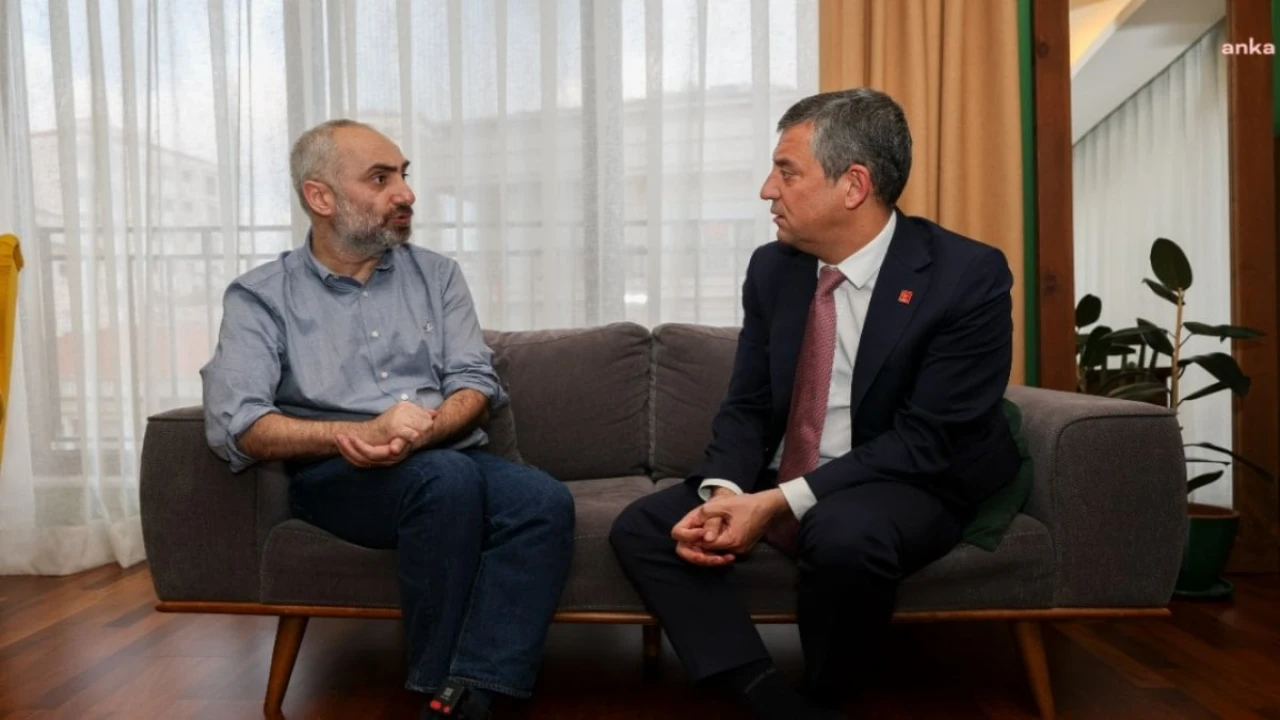 Özel’den ev hapsindeki İsmail Saymaz’a ziyaret