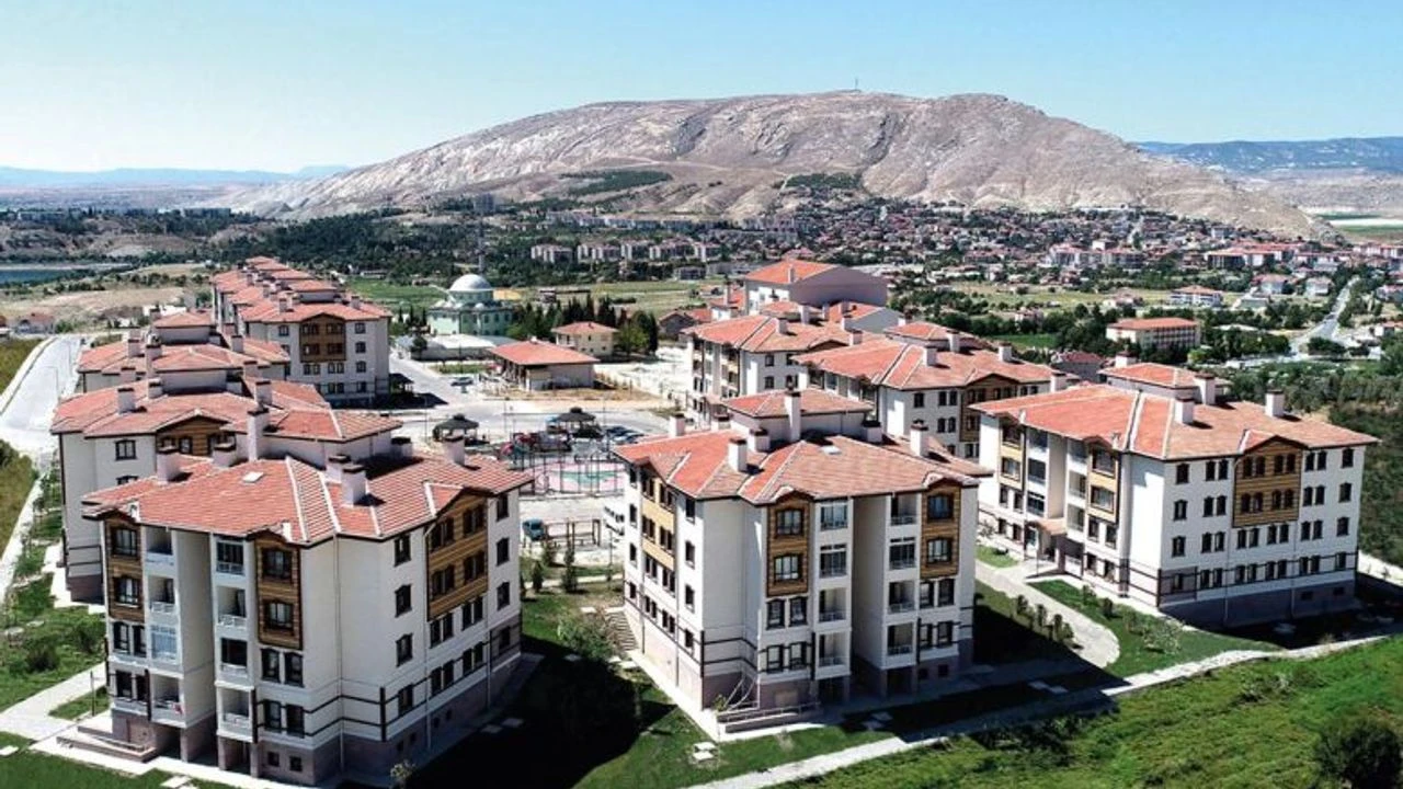 TOKİ'nin 250 Bin Konutluk Dev Projesi Hazırlıklarıyla Devam Ediyor: Başvuru Takvimi Ne Zaman Açıklanacak?