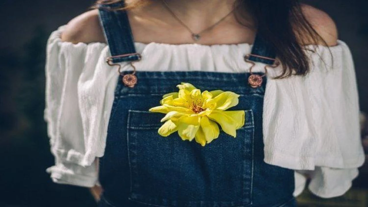 Denim Tulumlar: Yazın Vazgeçilmezi!