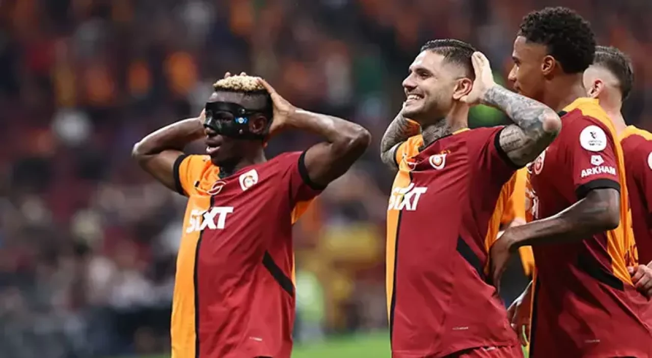 Galatasaray'da transfer krizi: Osimhen'i mi, Icardi'yi mi seçecekler?