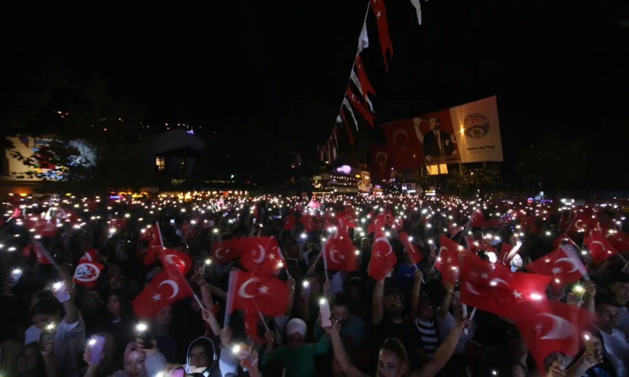 19 Mayıs 2025'te Bağdat Caddesi'nde düzenlenecek fener alayı etkinliği iptal edildi mi?