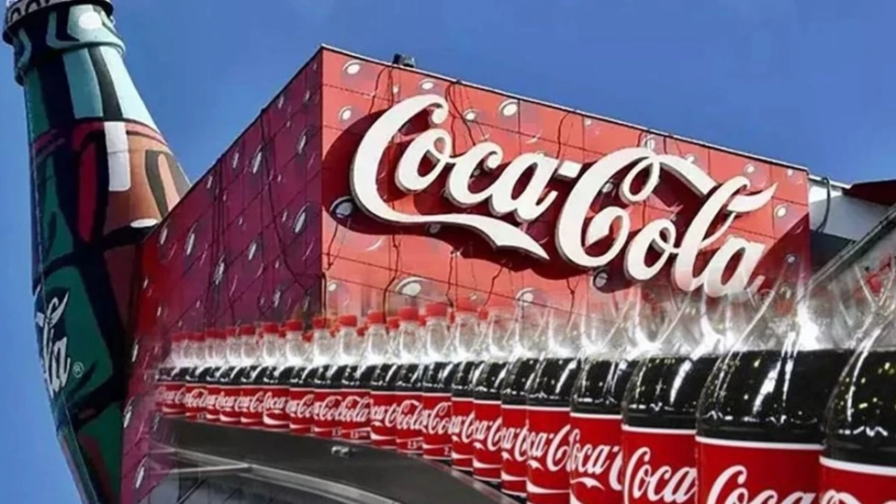 Boykot listesinin ilk sırasındaydı, sert düşüş yaşadı! Coca-Cola’nın zarar tablosu şok etti: Satış yok, borç çok