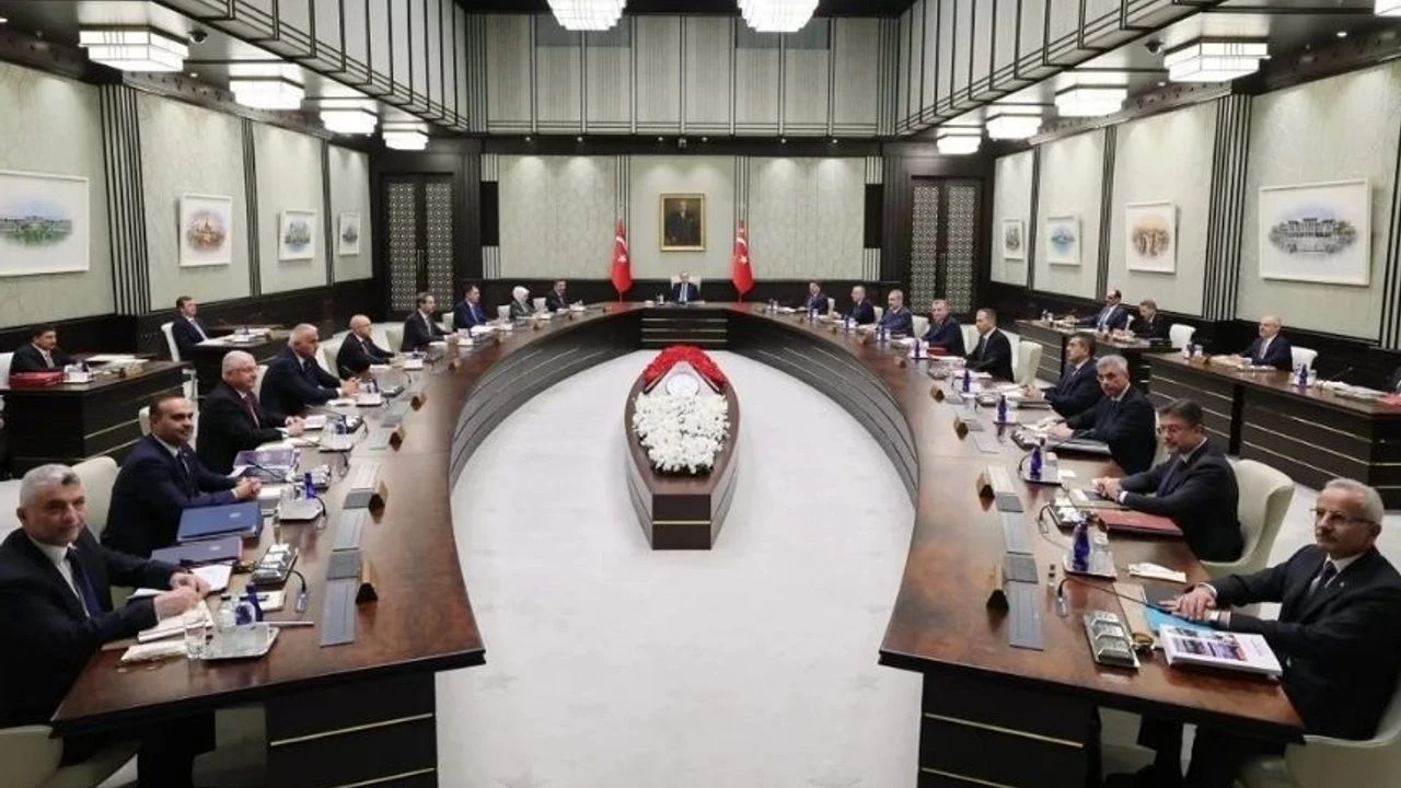 Cumhurbaşkanlığı Kabinesi PKK Silah Bırakma Sonrası Yeni Yol Haritasını Belirliyor