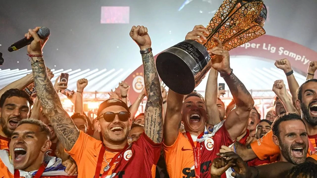 Galatasaray şampiyonluk kutlaması ne zaman, nerede olacak? GS Şampiyonluk kutlama bilet fiyatları gündemde