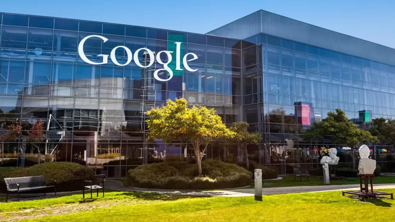 Google, teknoloji algısını değiştirmek için dizi ve film sektöründe adım atıyor, '100 Zeroes' projesi genç kitleleri hedefliyor.