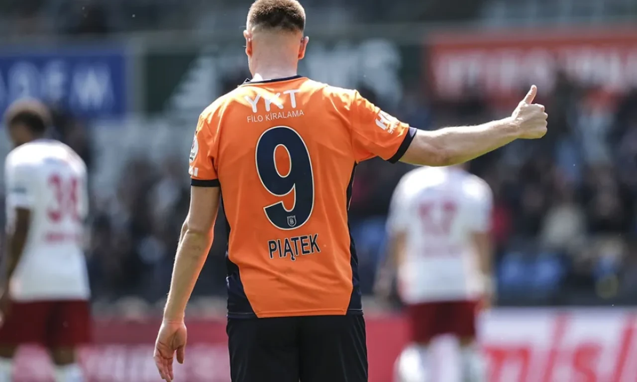Hocasından resmi açıklama: Parlayan yıldız futbolcu yurtdışına transfer oluyor! Kulüp kasasına büyük bir miktar girecek