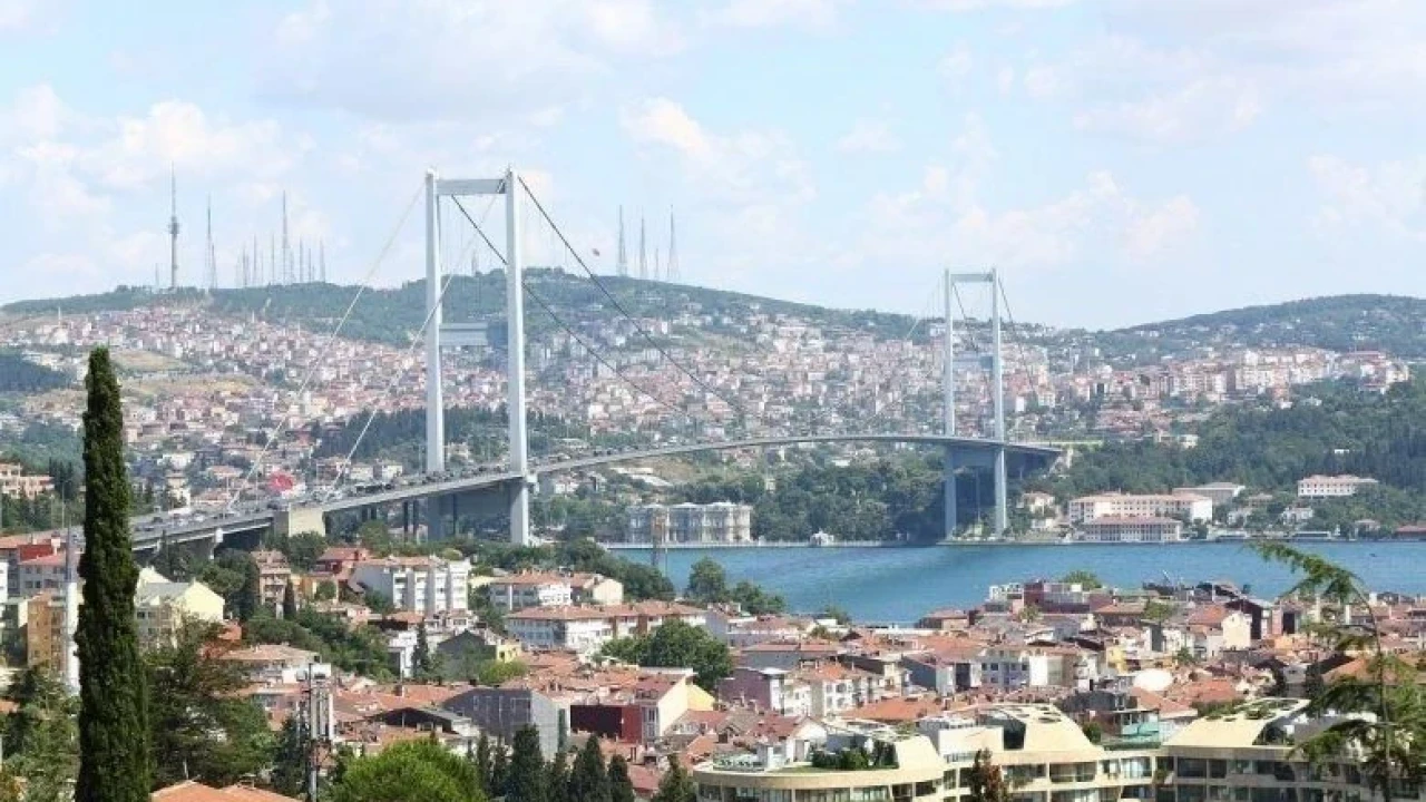 İstanbul'da Lüks Konut Fiyatları Uçuşta: En Pahalı Mahallelerde Ev Sahibi Olmak İmkansızlaşıyor