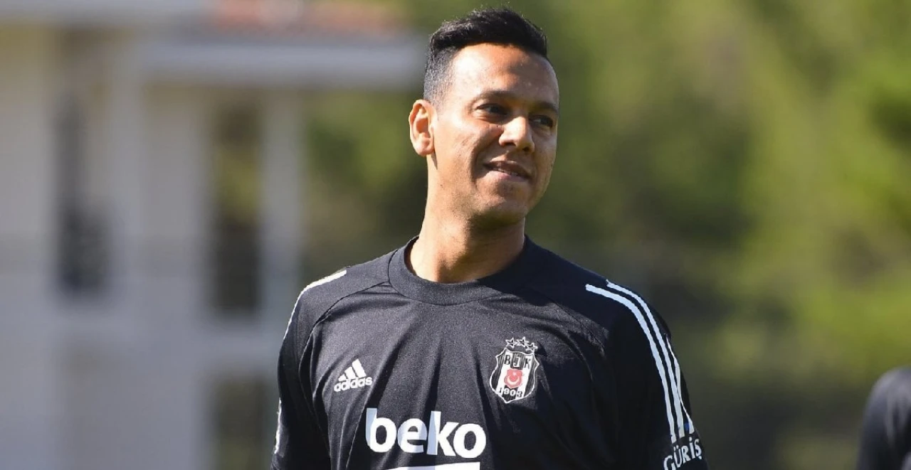 Josef de Souza'dan Fenerbahçe taraftarının tepkisini toplayan açıklama