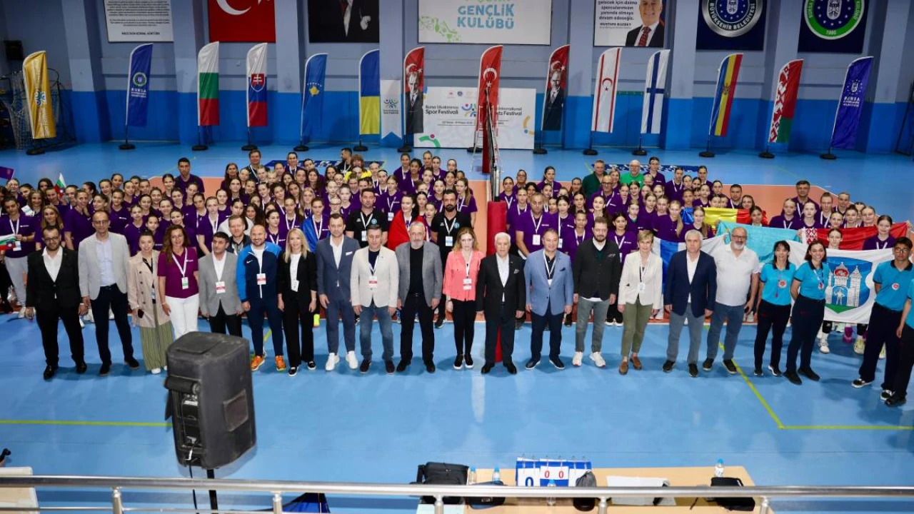 Kardeş Şehirler Arasında Voleybol Heyecanı Başladı!