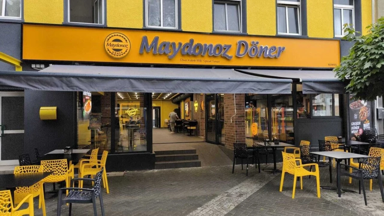 Maydonoz Döner Zincirine FETÖ Finansmanı Operasyonu: 23 Gözaltı ve 80 Bin TL El Konuldu.