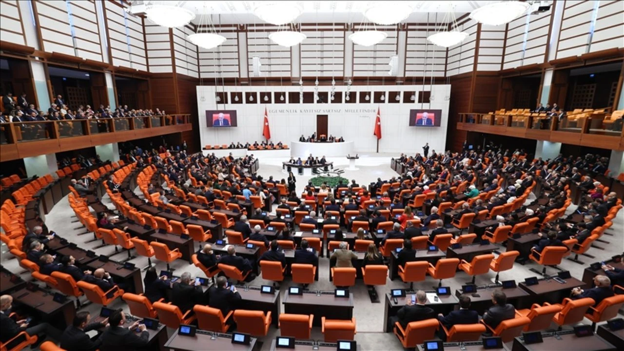 Meclis ne zaman tatile giriyor? TBMM kapanış tarihi ve tatil takvimi