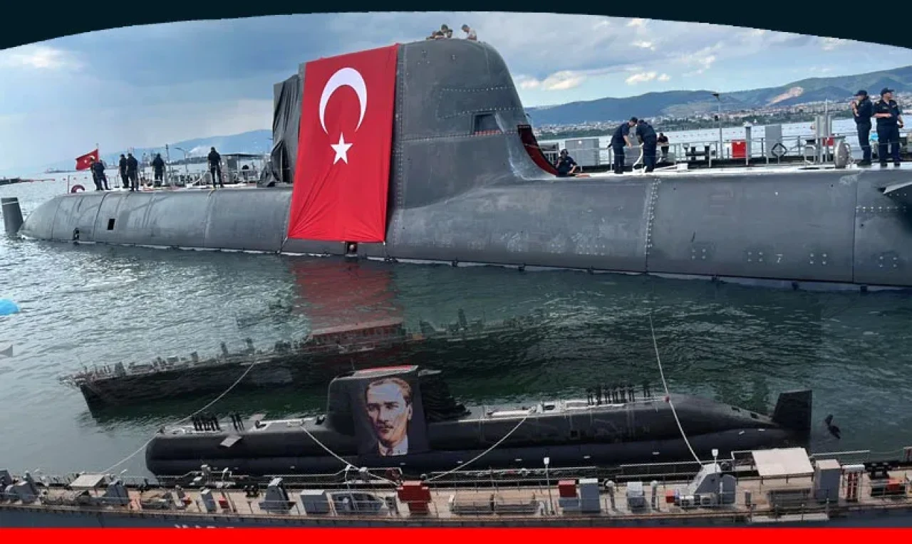 Yeni nesil REİS sınıfı denizaltı TCG MURATREİS, denize bırakıldı ve son durumu merak konusu oldu!