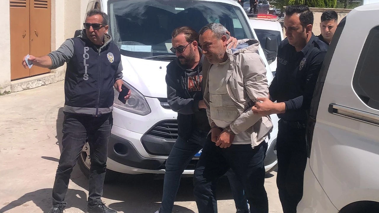 Oğlunu av tüfeğiyle öldüren baba adliyede!