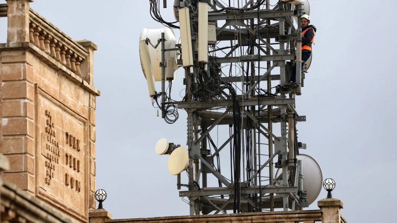 Türk Telekom 2025'e rekorlarla başladı: Mobil ve finansalda tarihi çeyrek