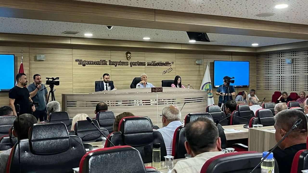 CHP'nin komisyon teklifi reddedildi: 1 ayda 33 konser gerçekleşti!