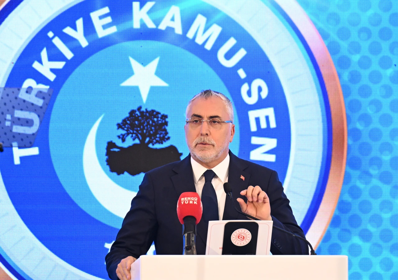 Bakan Işıkhan: Kamu Çalışanlarına Büyük Destekler Sağladık, Haklarını Güçlendirdik!