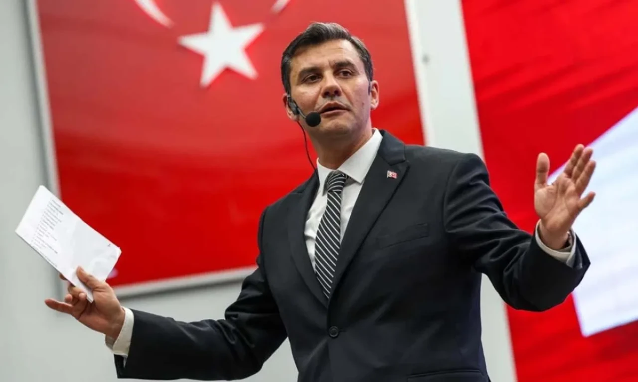 Bakan Kurum'dan Zeyrek'e geçmiş olsun mesajı: Acil şifalar diliyorum