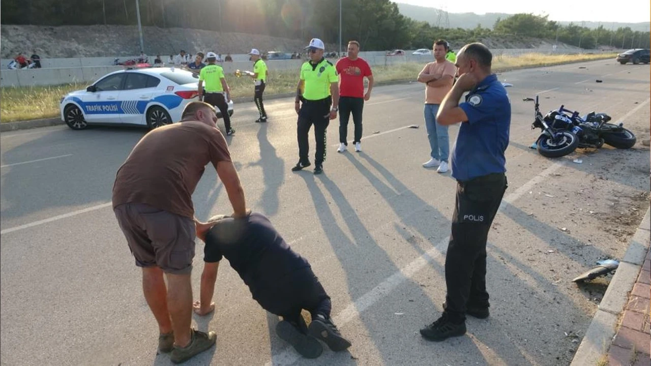 Antalya'da Motosiklet ve Otomobil Çarpışması Sonucu 20 Yaşındaki Genç Hayatını Kaybetti
