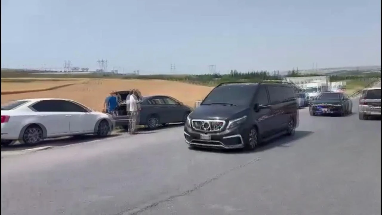 Kılıçdaroğlu, İmamoğlu'nu Ziyaret Ettiği Silivri'den Sessizce Ayrıldı