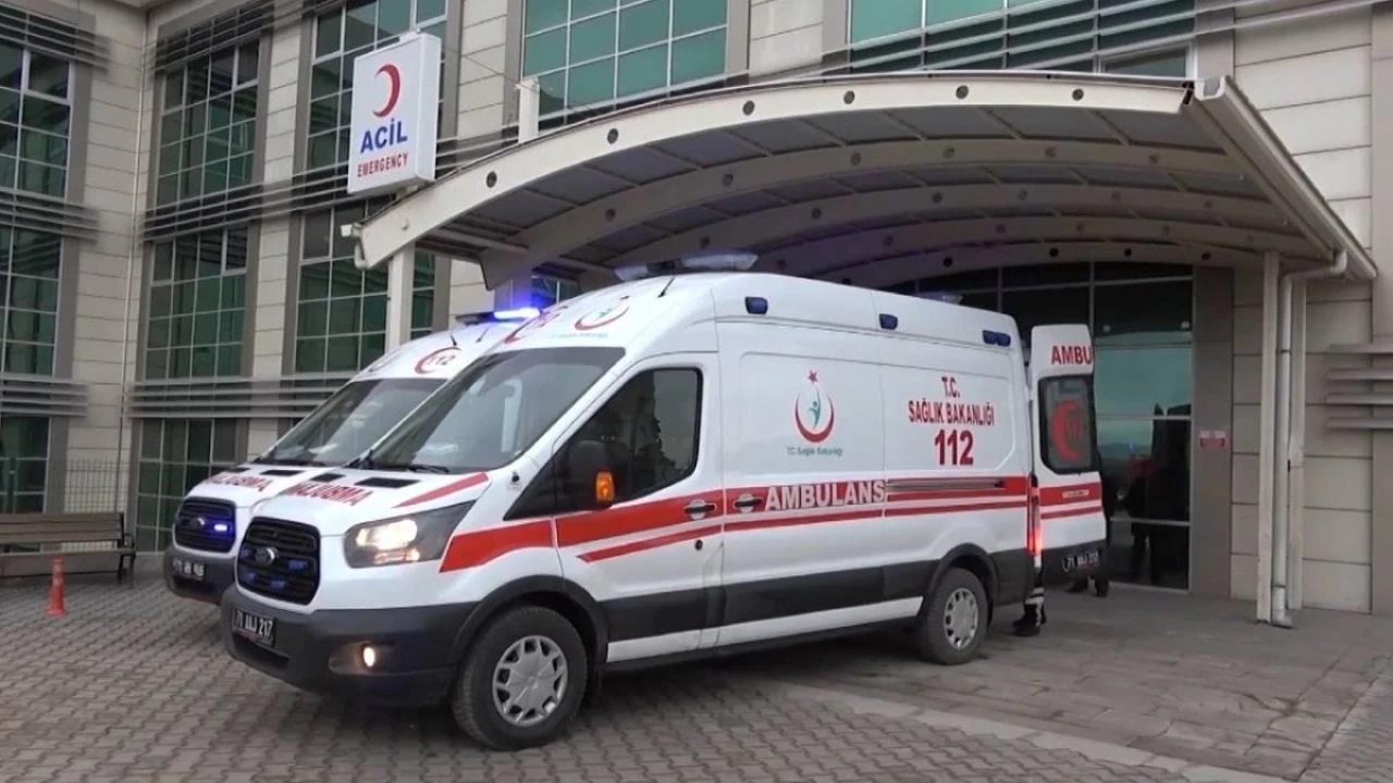 Yaz Sıcaklarıyla Besin Zehirlenmeleri Artıyor: Uzman Uyarıyor!