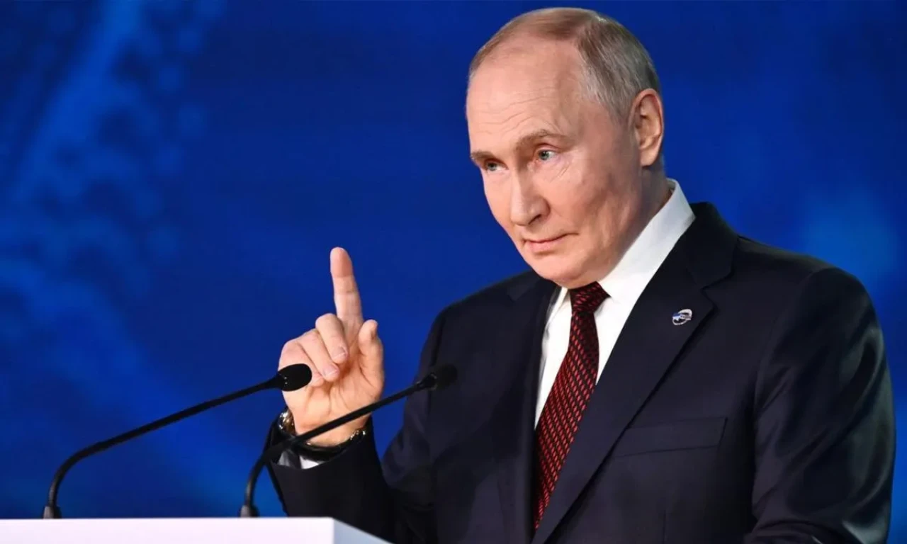 Putin, Trump'la İran için müzakere çağrısı yaptı: İran dini lideri uyarıldı!