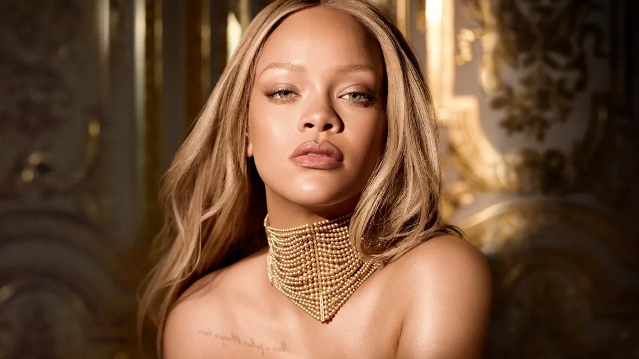 Ünlü şarkıcı Rihanna, acı bir kayba daha dayanmak zorunda: Babasını kaybetti