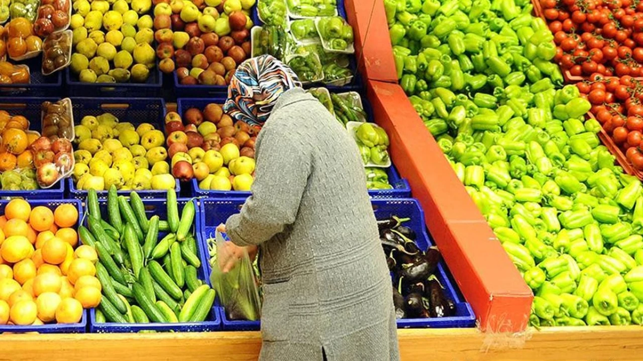 Türk Halkı Enflasyonun Düşeceğine İnanmıyor: Merkez Bankası Anketi