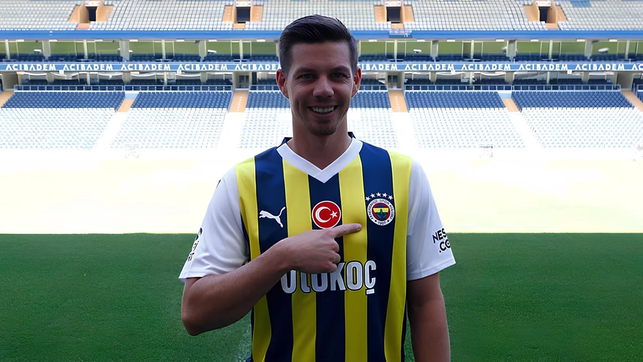 Fenerbahçe'de Kadro Dışı Kalan Zajc, Dinamo Zagreb İle Anlaştı ve Ayrılıyor