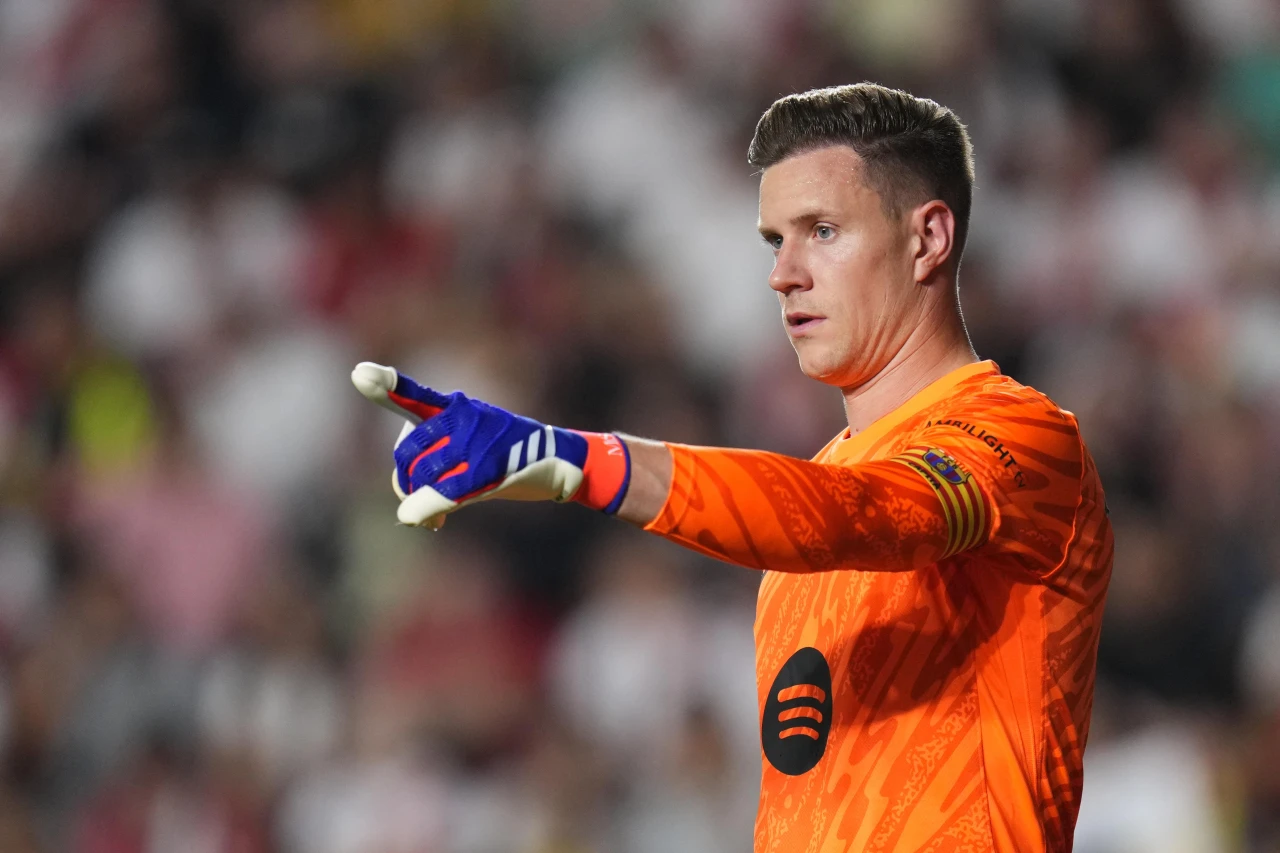 Barcelona'nın kaledeki rekabeti artıyor: Ter Stegen için takas planı!
