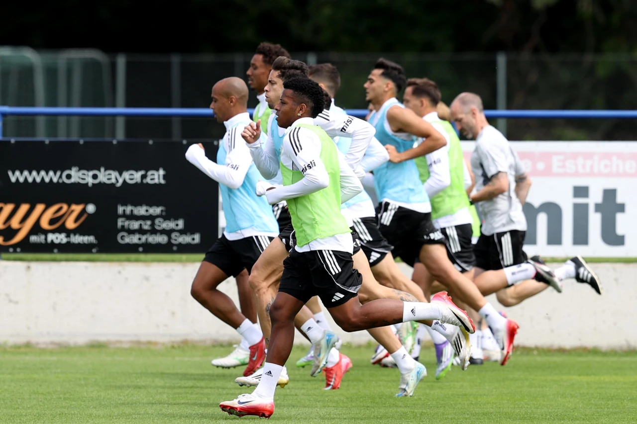 Beşiktaş, Avusturya'da Admira Wacker ile hazırlık maçında buluşuyor, biletler tükendi!