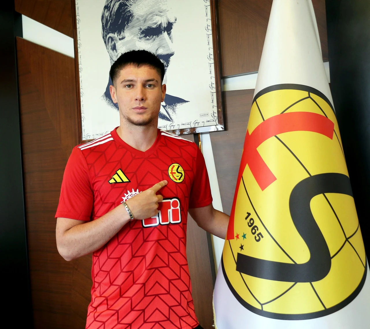 Eskişehirspor, BAL şampiyonu Hasan Şen ile anlaştı, TFF 3. Lig'e yükseldi!