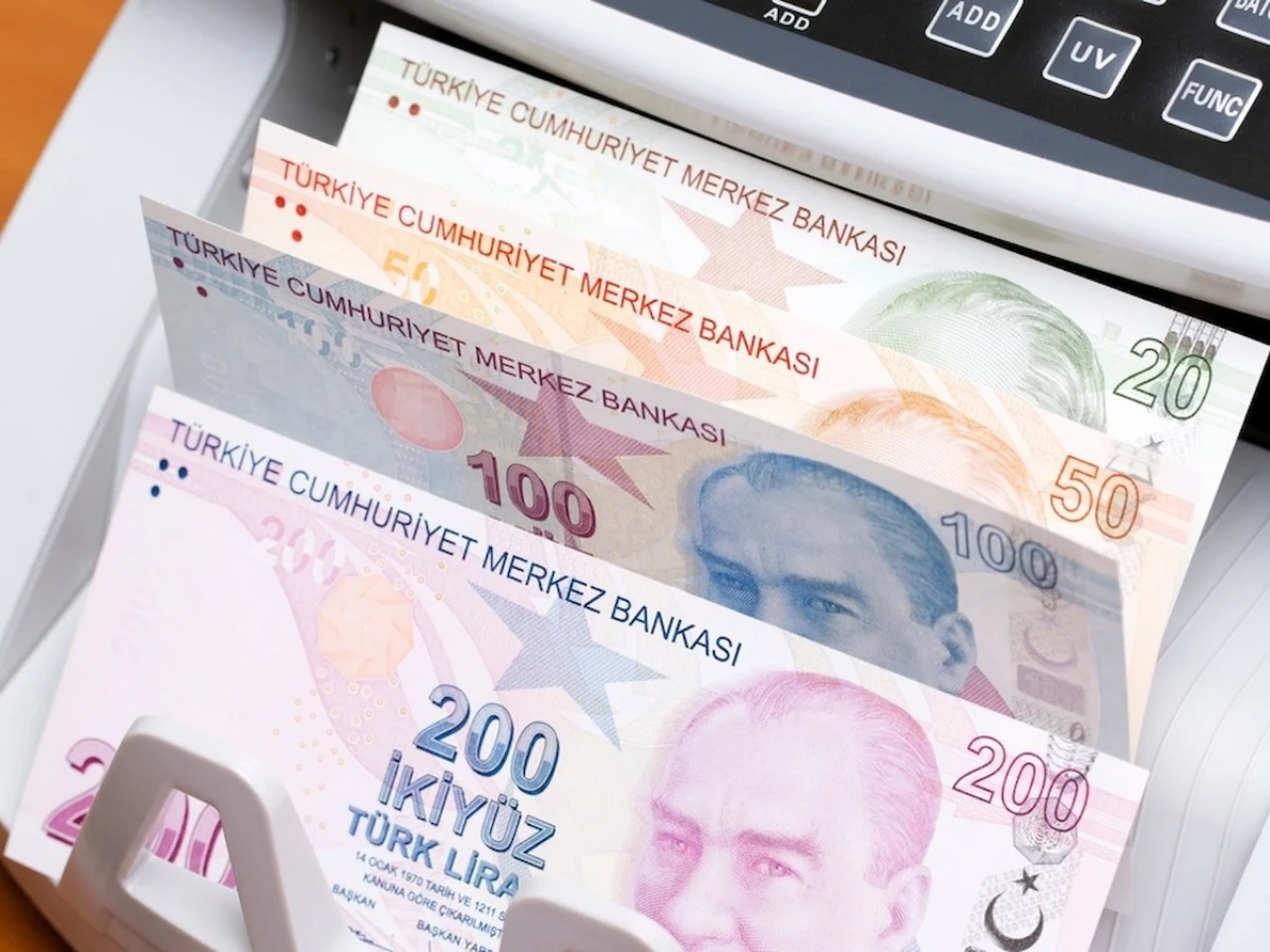 TL Mevduat Stopaj Oranları Yükseldi: Yatırımcılar Kazançta Düşüş Yaşayacak
